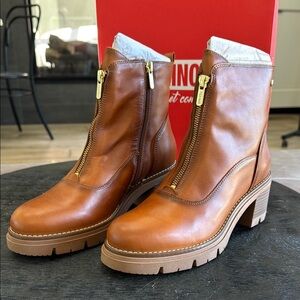 PIKOLINOS Brown Ankle Boots with Gold Zipper